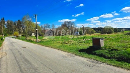 Prodej stavebního pozemku 1 425 m², Lhotka