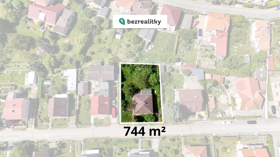 Prodej stavebního pozemku 744 m², Praha - Slivenec