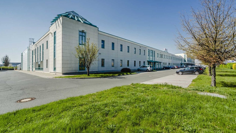 Pronájem skladu 2 880 m², Plzeň