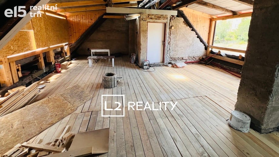 Prodej půdního prostoru 56 m², Praha - Radlice