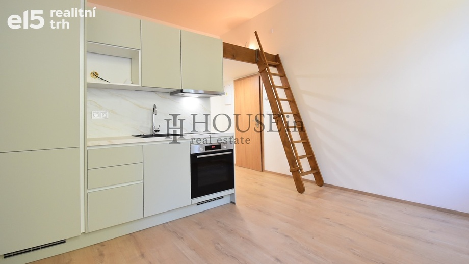 Pronájem bytu 1+kk 21 m², Praha - Nové Město