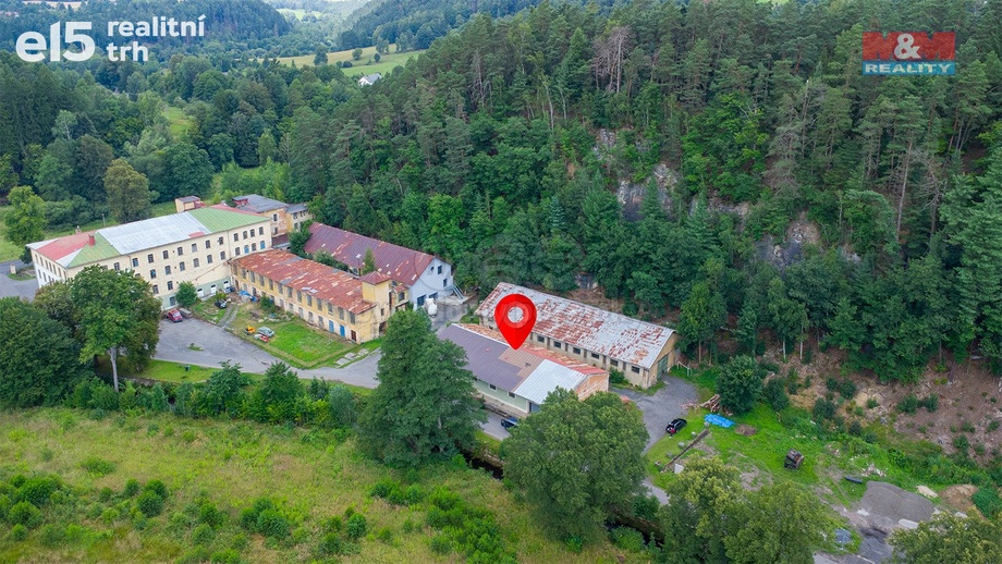 Prodej komerční nemovitosti 435 m², Janská