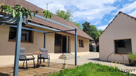Prodej rodinného domu 85 m², Svinaře - Halouny