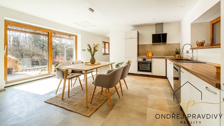 Prodej rodinného domu 85 m², Svinaře - Halouny