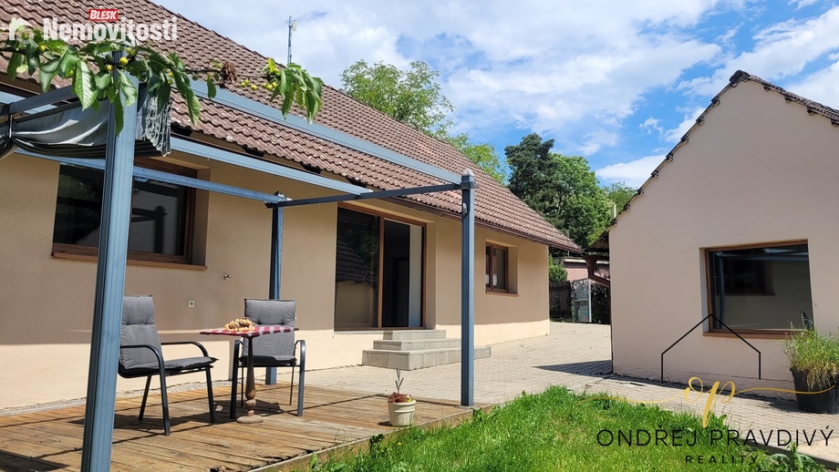 Prodej rodinného domu 85 m², Svinaře - Halouny