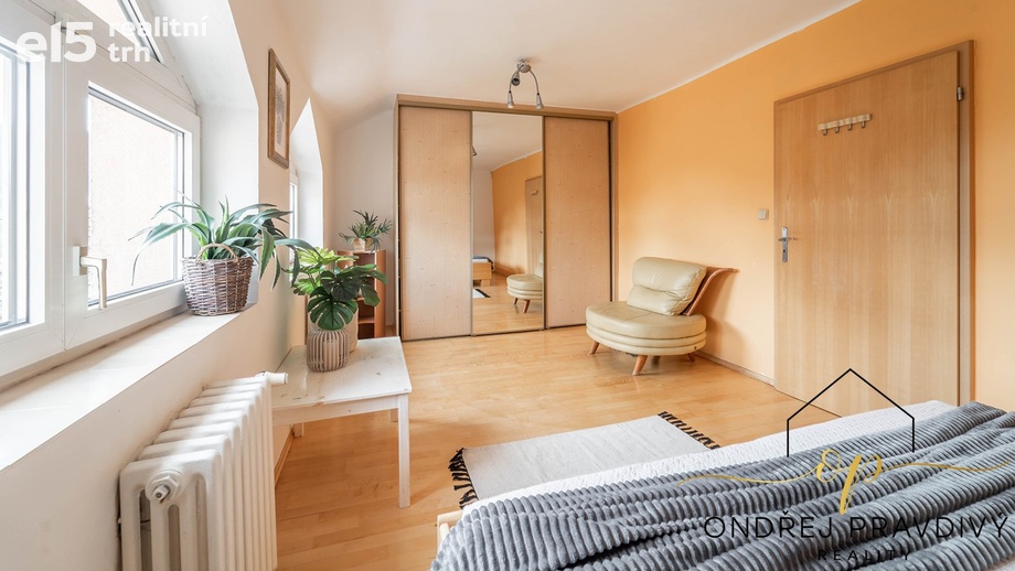 Prodej rodinného domu 265 m², Lety