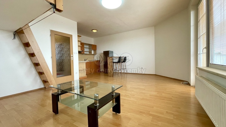 Pronájem bytu 1+kk 40 m², Brno-Židenice