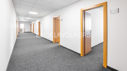 Pronájem kanceláře 57 m², Praha - Braník