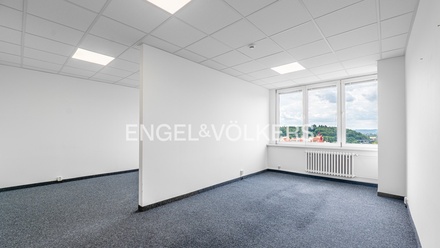 Pronájem kanceláře 98 m², Praha - Braník