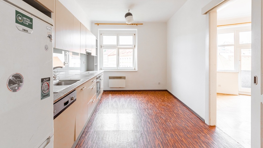 Pronájem bytu 2+1 70 m², Praha - Vršovice