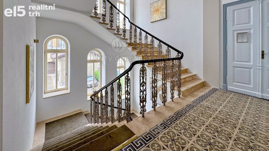 Pronájem kanceláře 14 m², Liberec (nečleněné město)