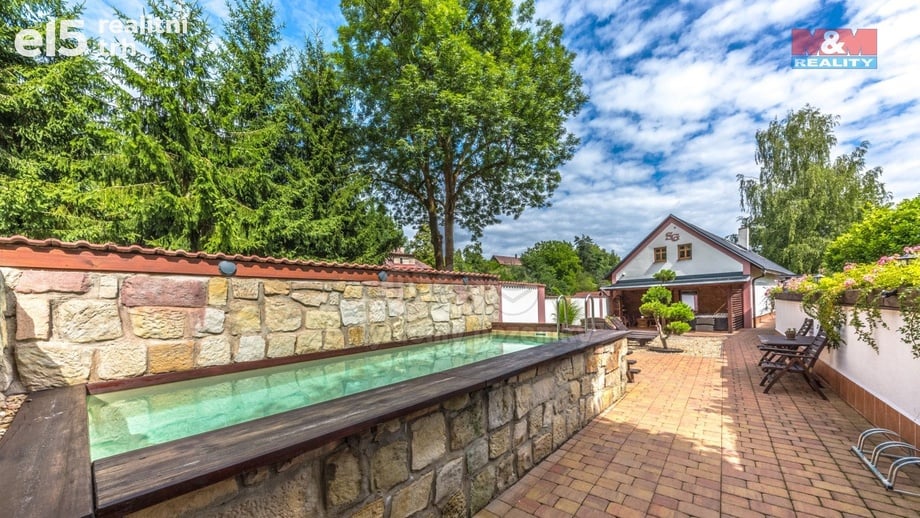 Prodej chalupy 220 m², Nová Paka