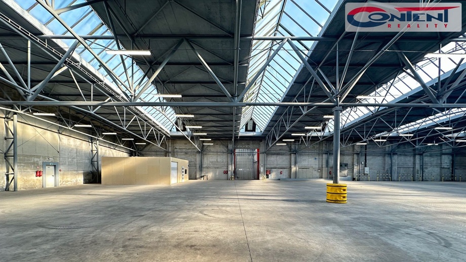 Pronájem výrobního prostoru 8 000 m², Žatec