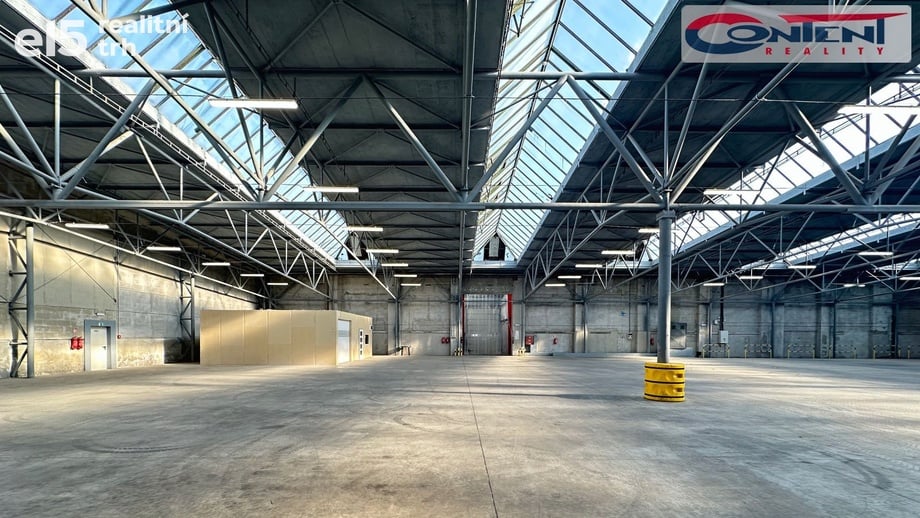 Pronájem výrobního prostoru 8 000 m², Žatec