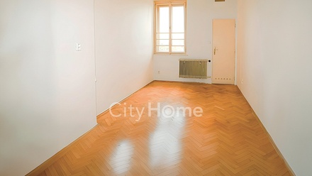 Prodej bytu 3+1 100 m², Praha - Smíchov