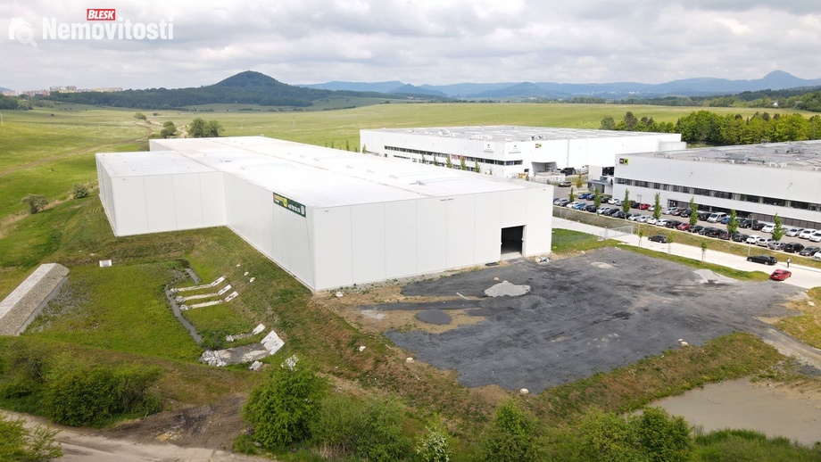 Pronájem výrobního prostoru 11 741 m², Česká Lípa - Dobranov