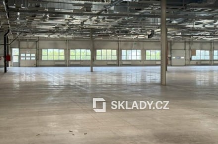 Pronájem skladu 1 100 m², Plzeň