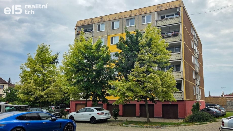 Prodej bytu 3+1 78 m², Přelouč