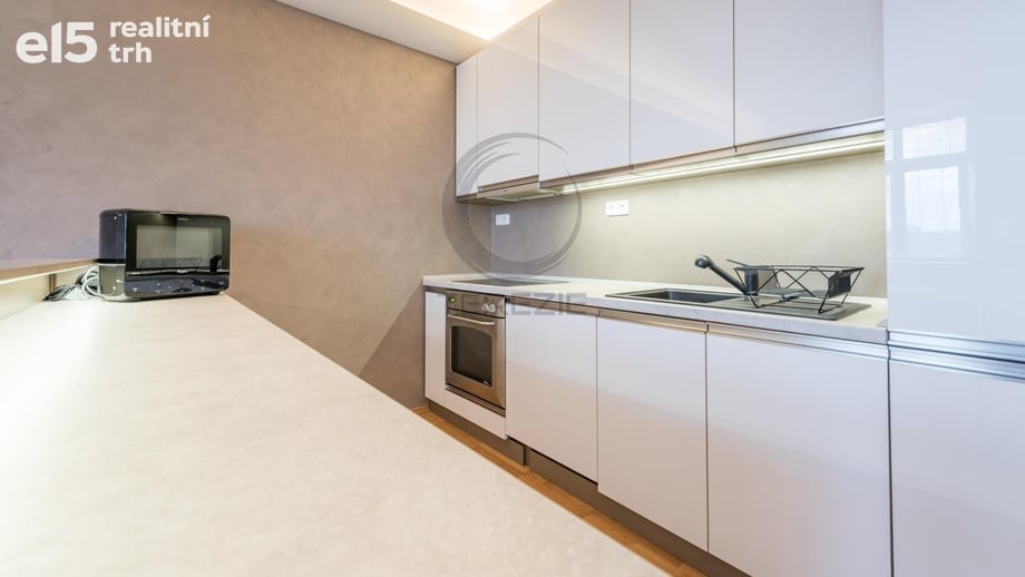 Pronájem bytu 3+kk 72 m², Praha 10, Dolní Měcholupy