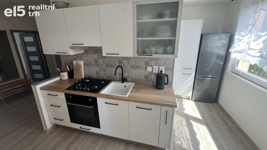 Prodej bytu 3+1 66 m², Klášterec nad Ohří