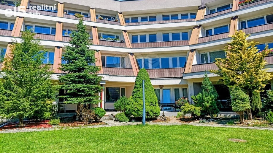 Prodej bytu 2+kk 47 m², Všemina