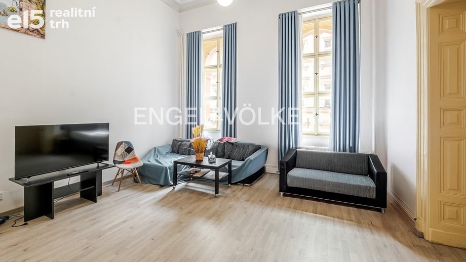 Pronájem kanceláře 410 m², Praha - Nové Město