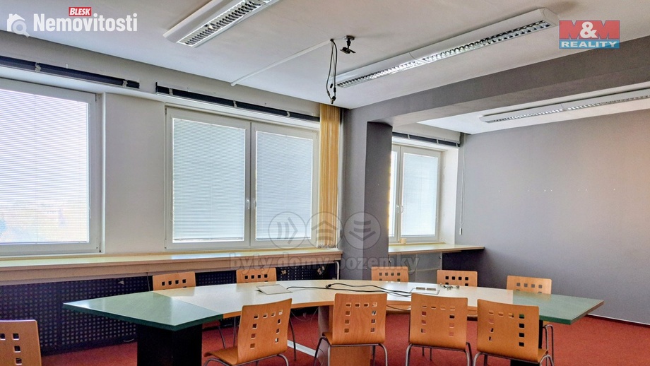 Pronájem kanceláře 288 m², Brno-sever