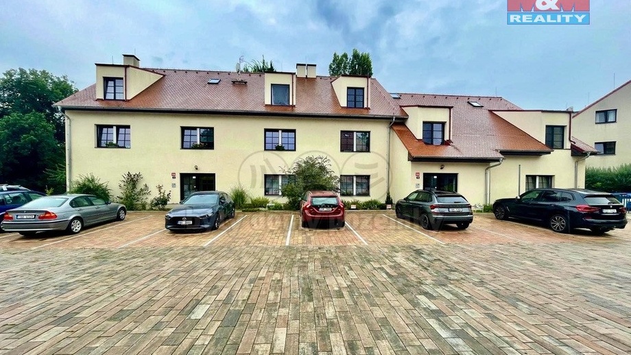 Pronájem bytu 2+kk 65 m², Praha