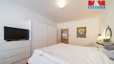 Prodej bytu 3+1 76 m², Loket