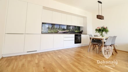 Pronájem bytu 3+kk 74 m², Úvaly