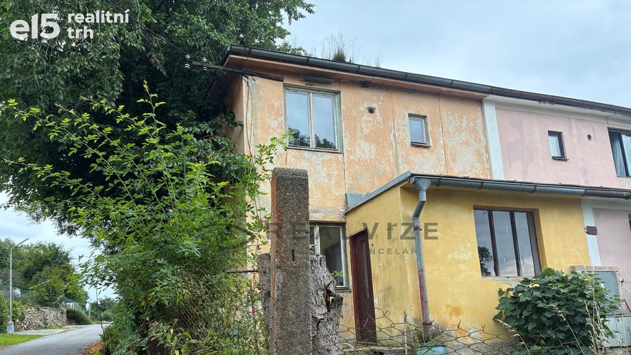 Prodej rodinného domu 41 m², Chroboly - Záhoří