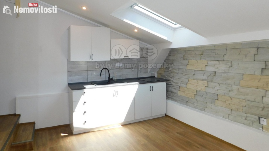 Pronájem bytu 1+1 29 m², Mariánské Lázně