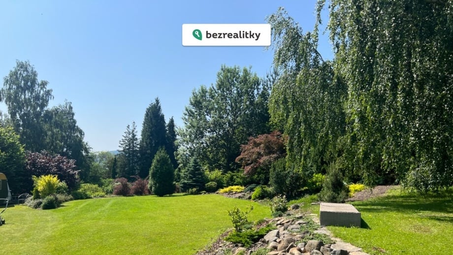 Prodej stavebního pozemku 1 800 m², Žandov - Radeč u Horní Police