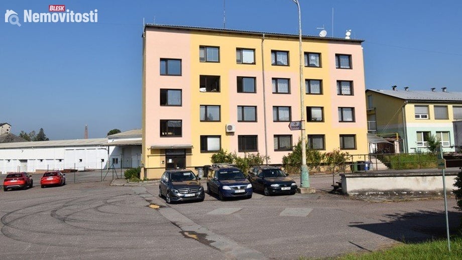 Pronájem kanceláře 100 m², Žamberk