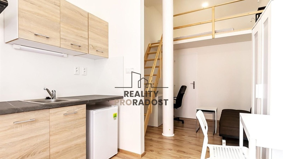 Pronájem bytu 1+kk 23 m², Brno-střed