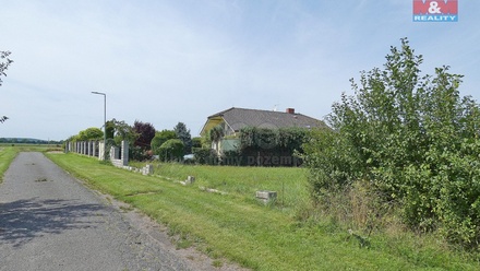 Prodej stavebního pozemku 1 611 m², Choťovice