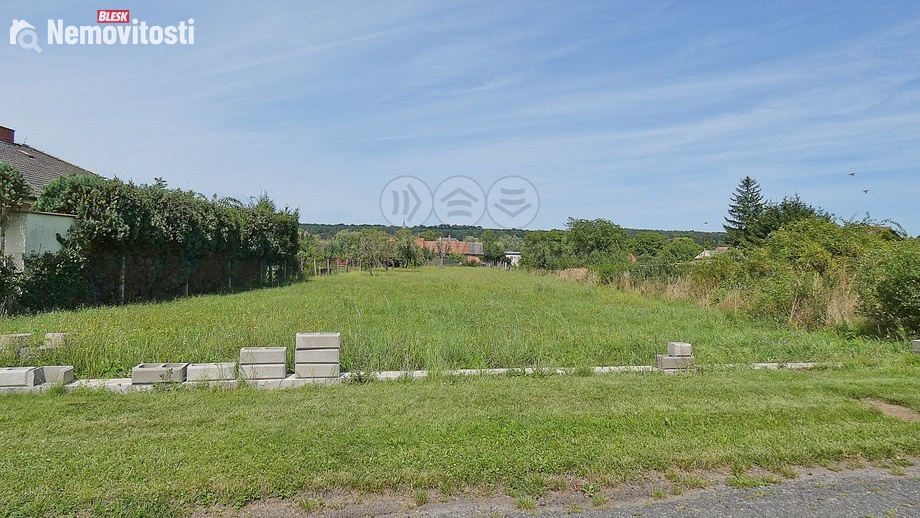 Prodej stavebního pozemku 1 611 m², Choťovice