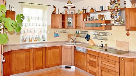 Prodej rodinného domu 380 m², Horní Jelení