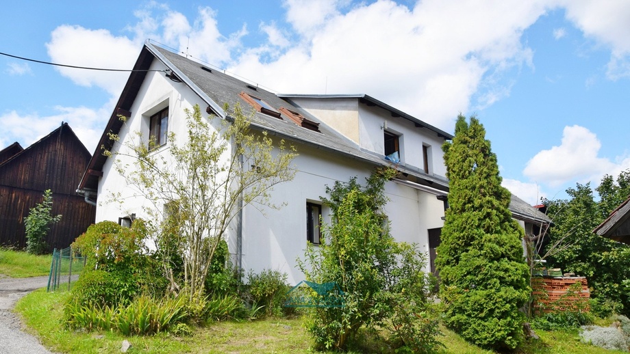 Prodej rodinného domu 280 m², Chuchelna