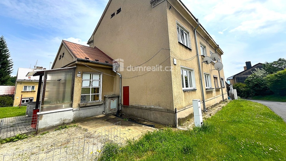 Prodej bytu 2+1 80 m², Sokolov