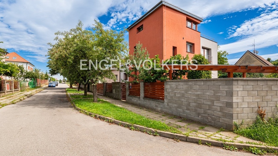 Pronájem bytu 3+kk 92 m², Praha - Stodůlky