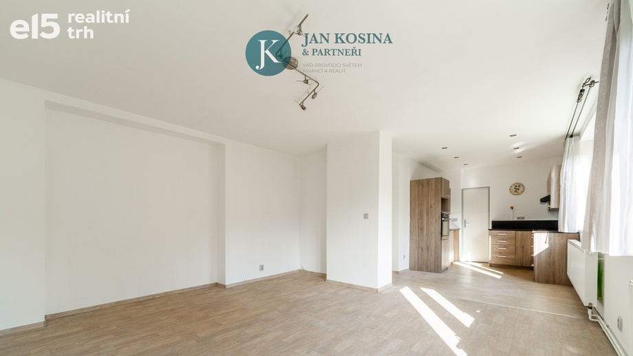Prodej bytu 3+kk 74 m², Kácov
