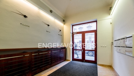 Pronájem kanceláře 132 m², Praha - Žižkov