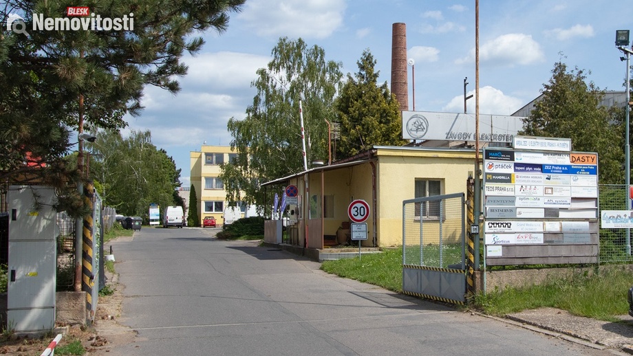 Pronájem kanceláře 75 m², Praha - Hloubětín