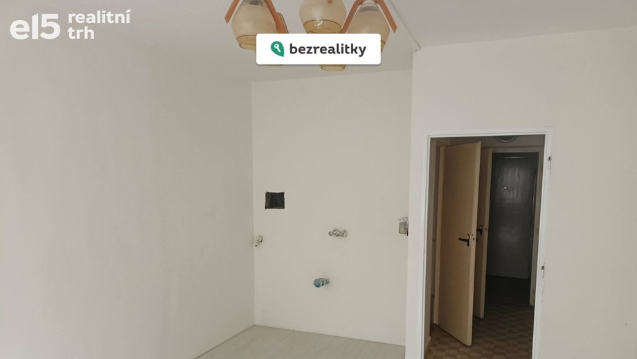 Prodej bytu 1+kk 29 m², Praha 10