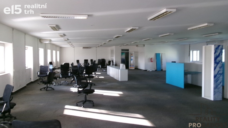 Pronájem kanceláře 420 m², Brno
