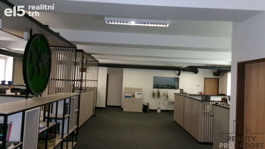 Pronájem kanceláře 409 m², Brno-střed