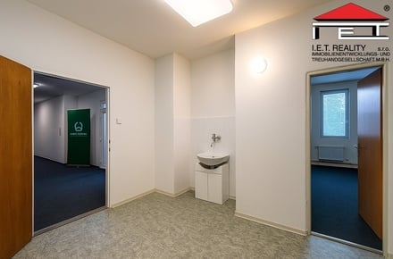 Pronájem kanceláře 81 m², Brno - Žabovřesky