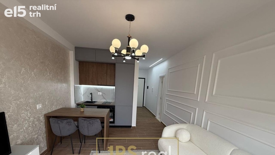 Prodej bytu 1+1 62 m², Durrës, Albánie