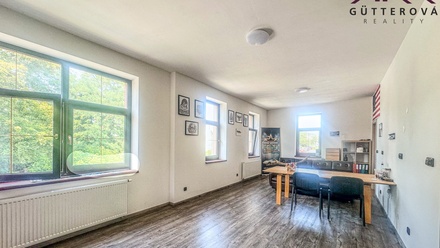 Pronájem kanceláře 43 m², Holýšov